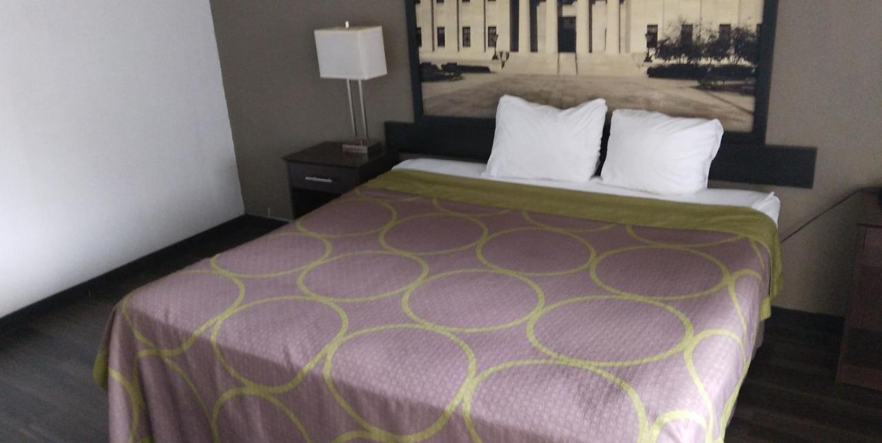 Hotel Super 8 By Wyndham Millbury/Toledo Extérieur photo