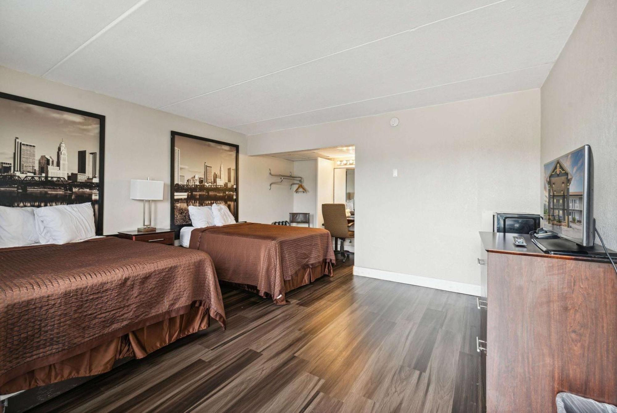 Hotel Super 8 By Wyndham Millbury/Toledo Extérieur photo