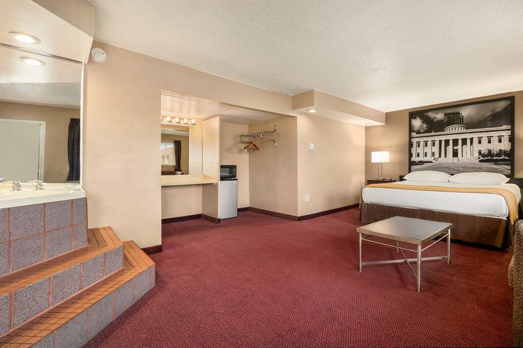 Hotel Super 8 By Wyndham Millbury/Toledo Chambre photo
