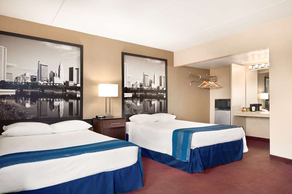 Hotel Super 8 By Wyndham Millbury/Toledo Chambre photo